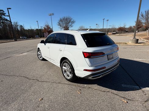 Used 2023 Audi Q7 3.0T Premium Plus image 18
