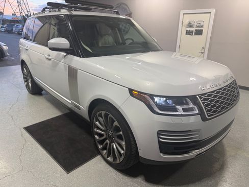 Used 2020 Land Rover Range Rover Long Wheelbase HSE image 2