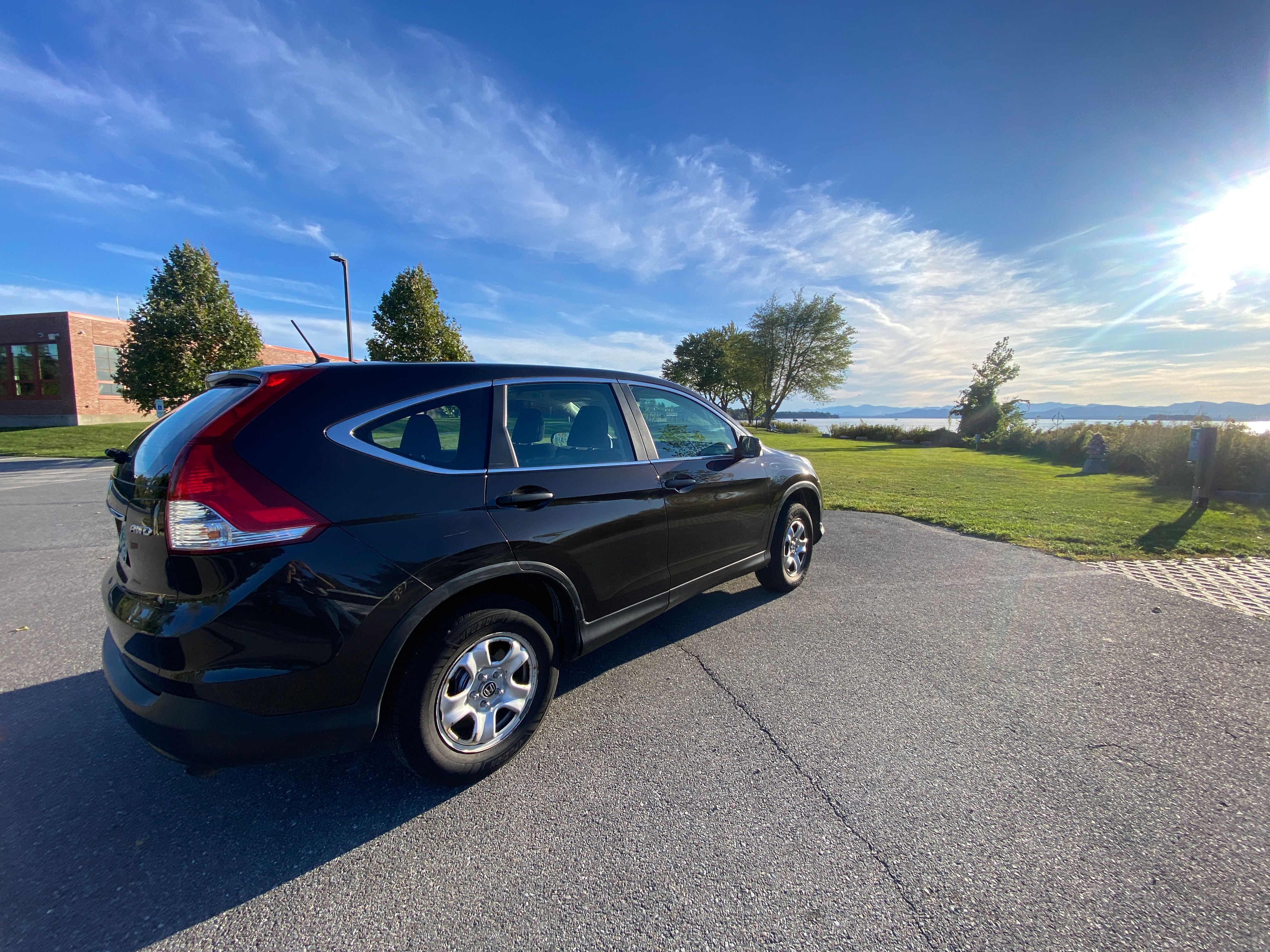 Used 2014 Honda CR-V LX image 2