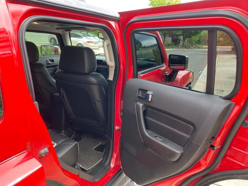 Used 2008 HUMMER H3 Alpha image 16