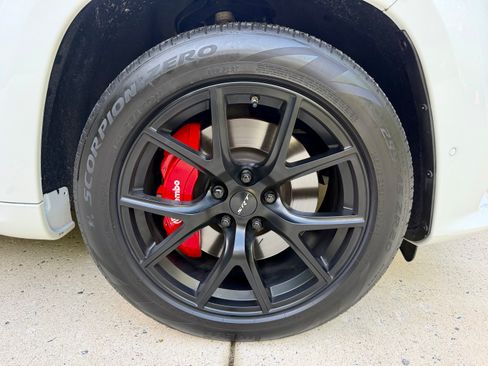 Used 2020 Jeep Grand Cherokee SRT AWD/4WD image 14