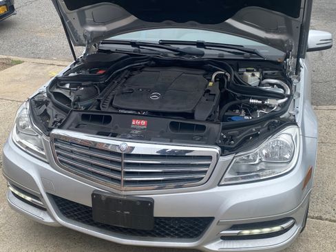 Used 2014 Mercedes-Benz C 300 4MATIC Sedan image 6