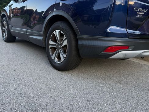 Used 2017 Honda CR-V LX image 24