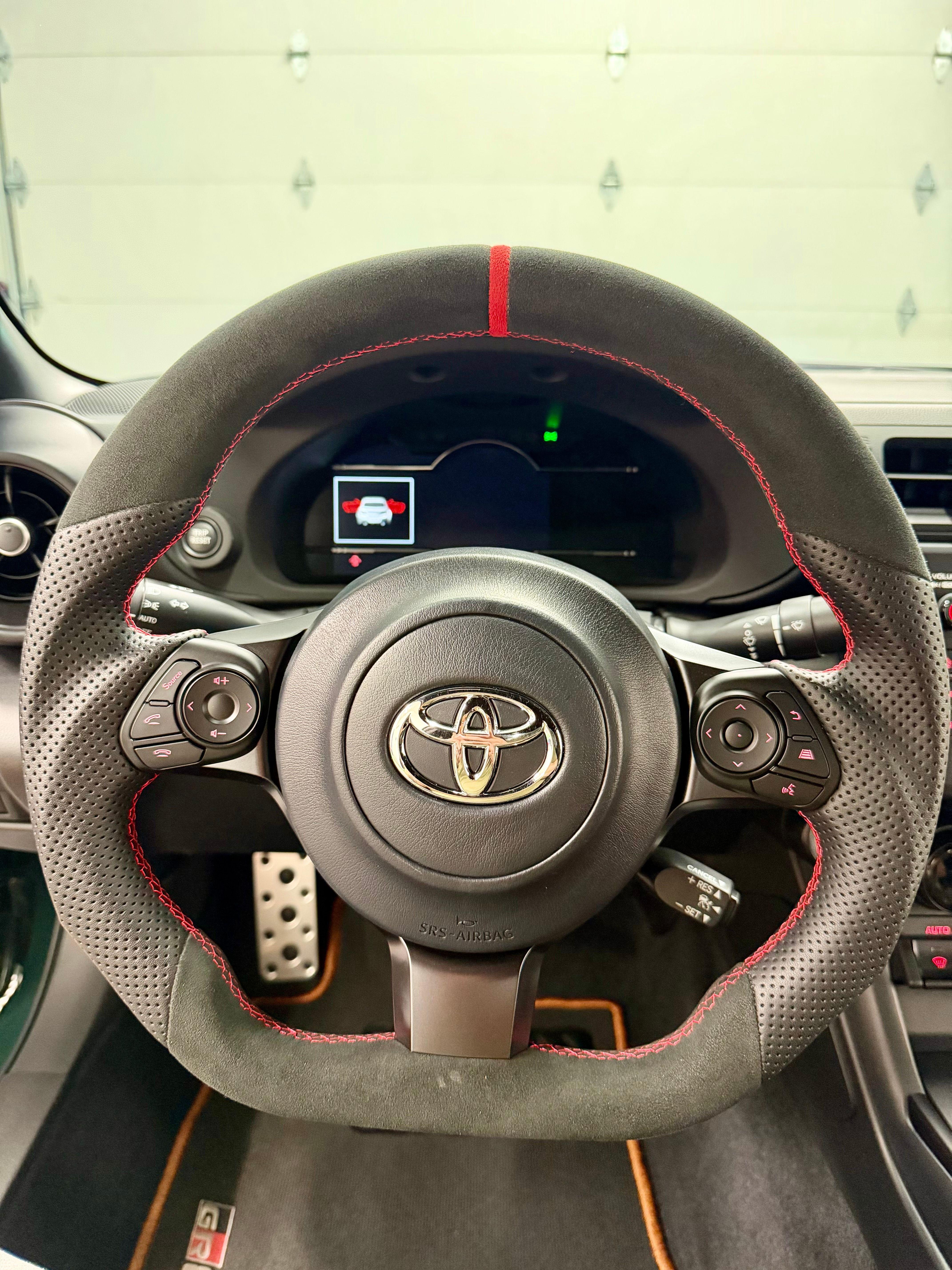 Used 2025 Toyota GR86 Hakone Edition RWD image 23
