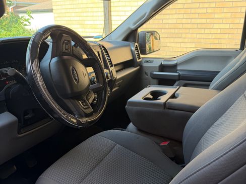 Used 2018 Ford F150 XLT w/ Equipment Group 302A Luxury AWD/4WD image 8