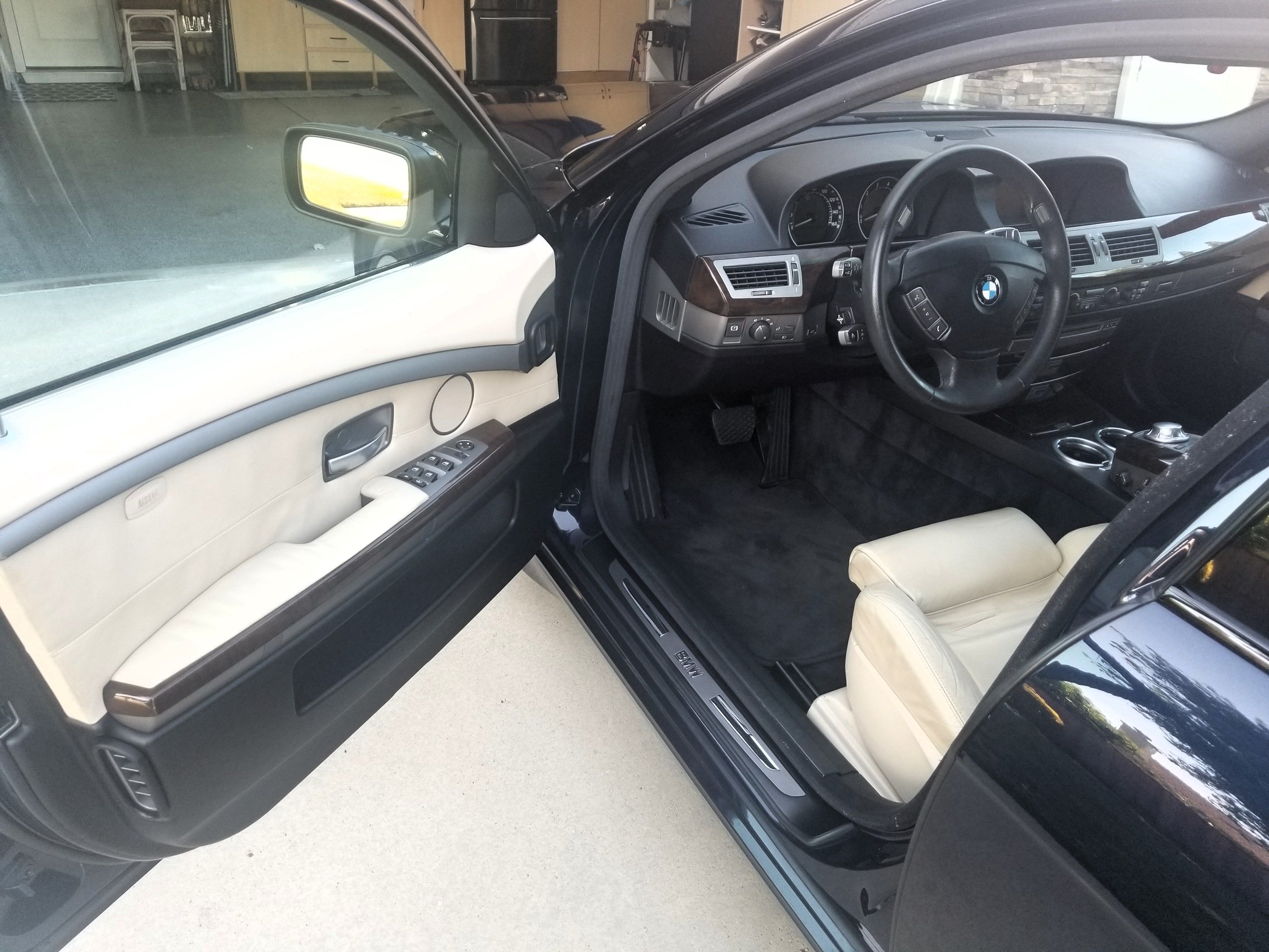 Used 2004 BMW 745Li RWD image 12