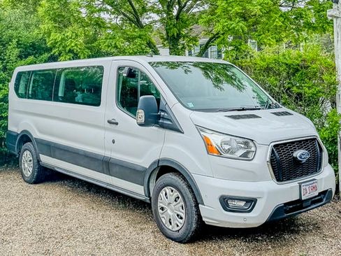 Used 2021 Ford Transit 350 XLT image 17