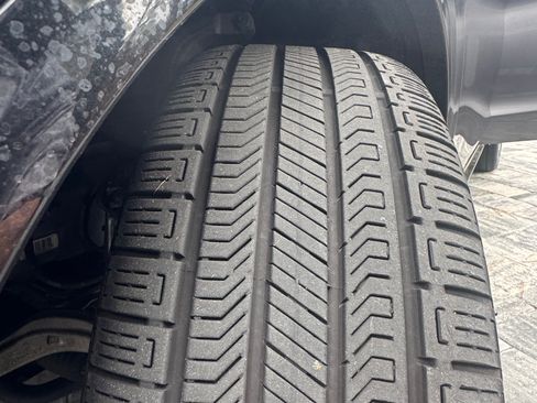 Used 2024 Alfa Romeo Stelvio Veloce image 14