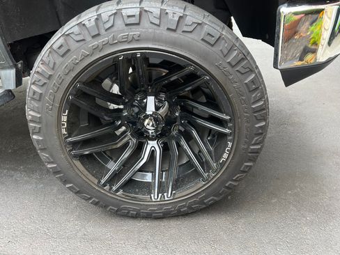 Used 2021 GMC Sierra 1500 SLT image 17