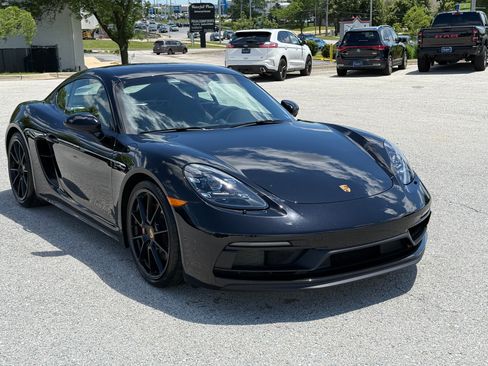 Used 2021 Porsche 718 Cayman GTS RWD image 4