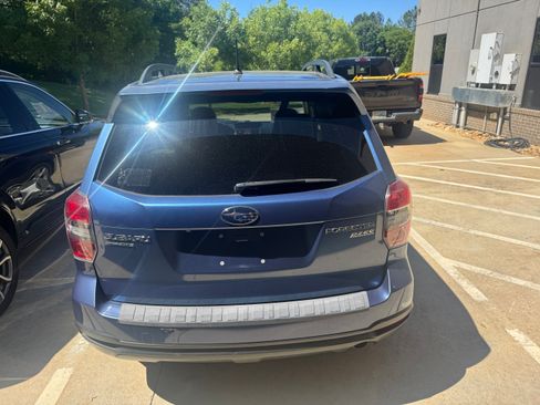 Used 2015 Subaru Forester 2.5i Limited w/ Protection Package #2 AWD/4WD image 4