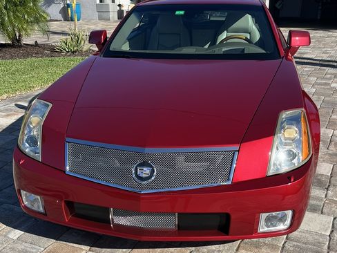 Used 2005 Cadillac XLR Convertible 2D image 25