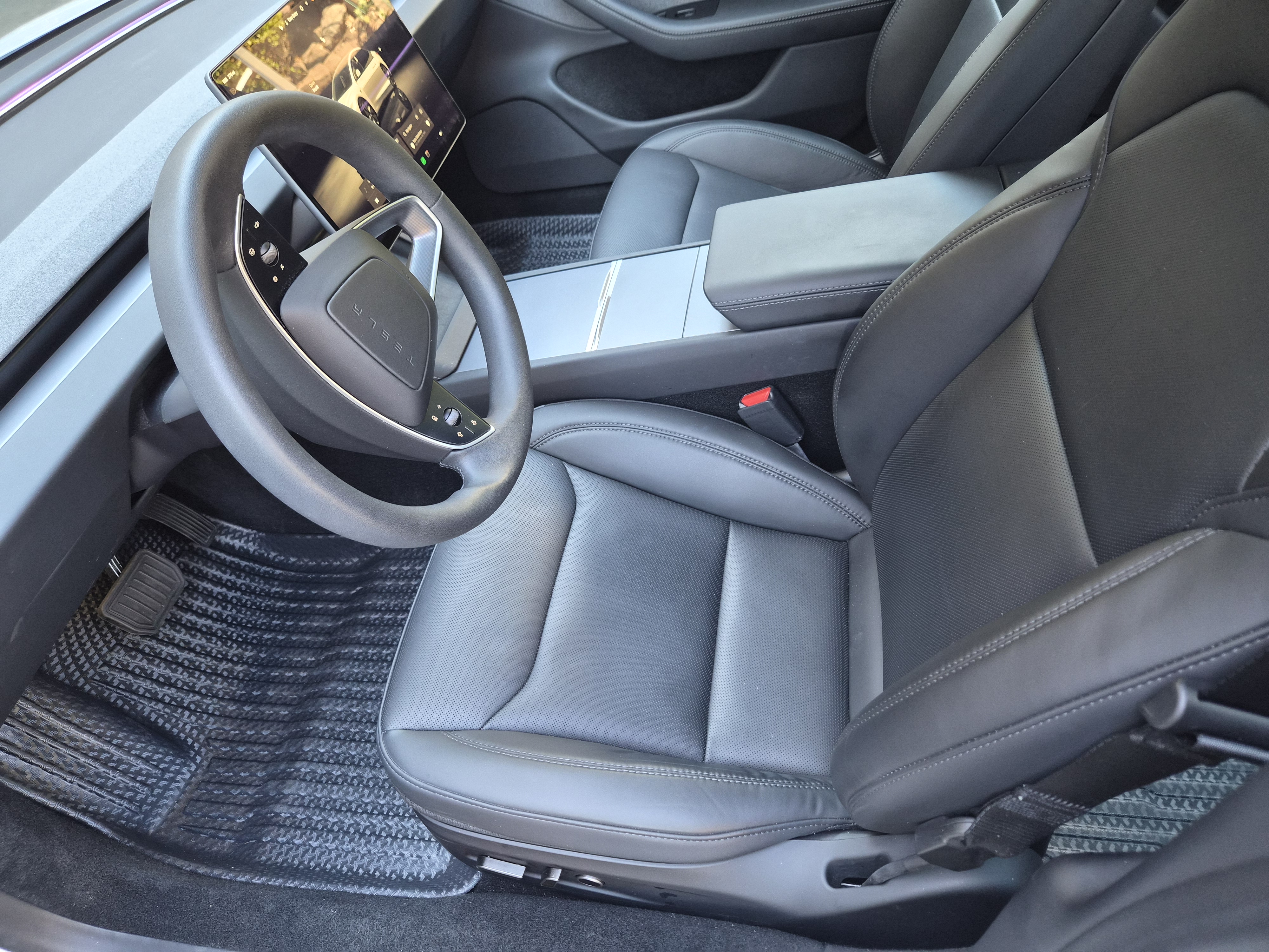Used 2024 Tesla Model 3 Standard Range RWD image 20