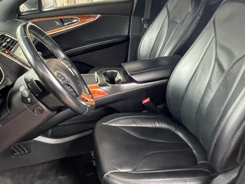 Used 2018 Lincoln MKX Select w/ Select Plus Package image 22