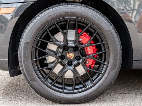 Used 2021 Porsche Macan GTS image 11