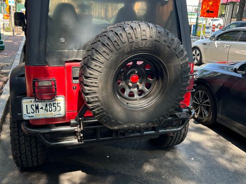 Used 1997 Jeep Wrangler Sport image 5