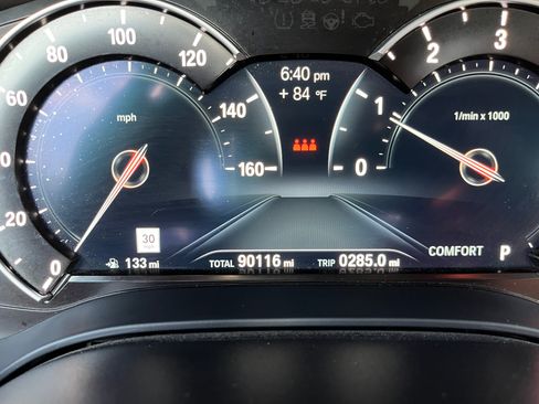 Used 2018 BMW 540i RWD image 11