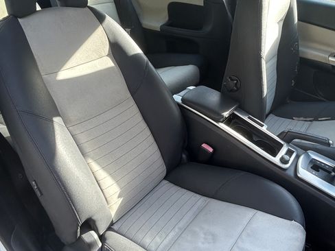 Used 2011 Volvo C30 image 27