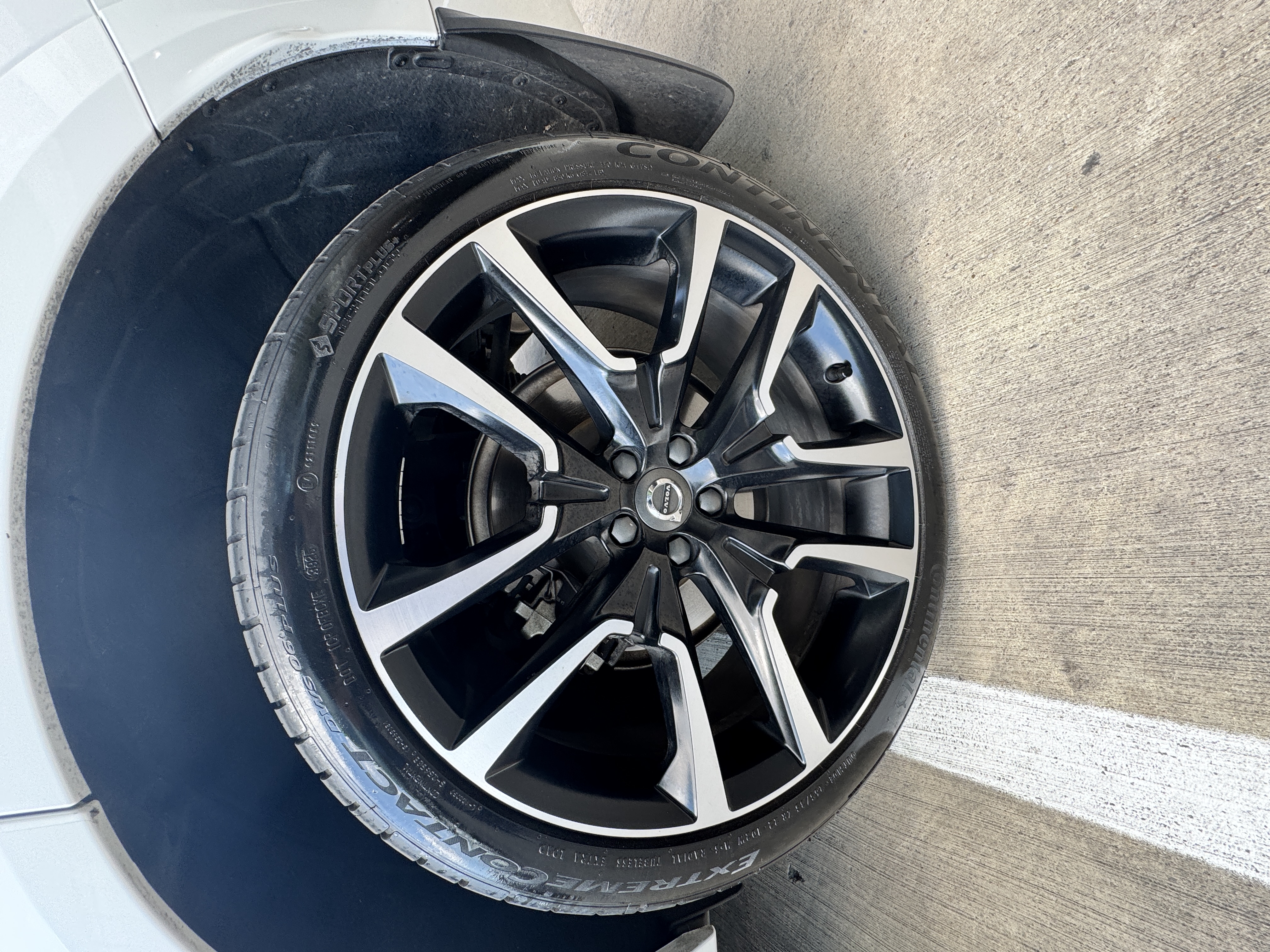 Used 2023 Volvo XC60 B6 Ultimate w/ Protection Package Premier AWD/4WD image 20