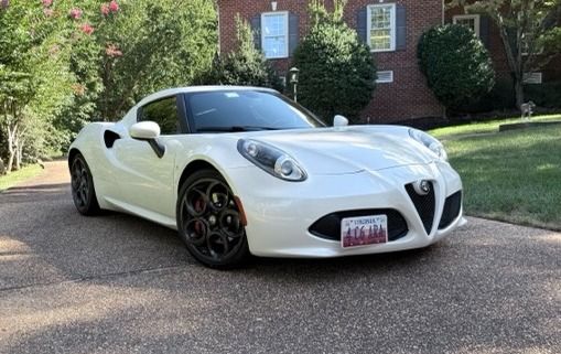 Used 2016 Alfa Romeo 4C Coupe w/ Convenience Group - Coupe RWD image 1