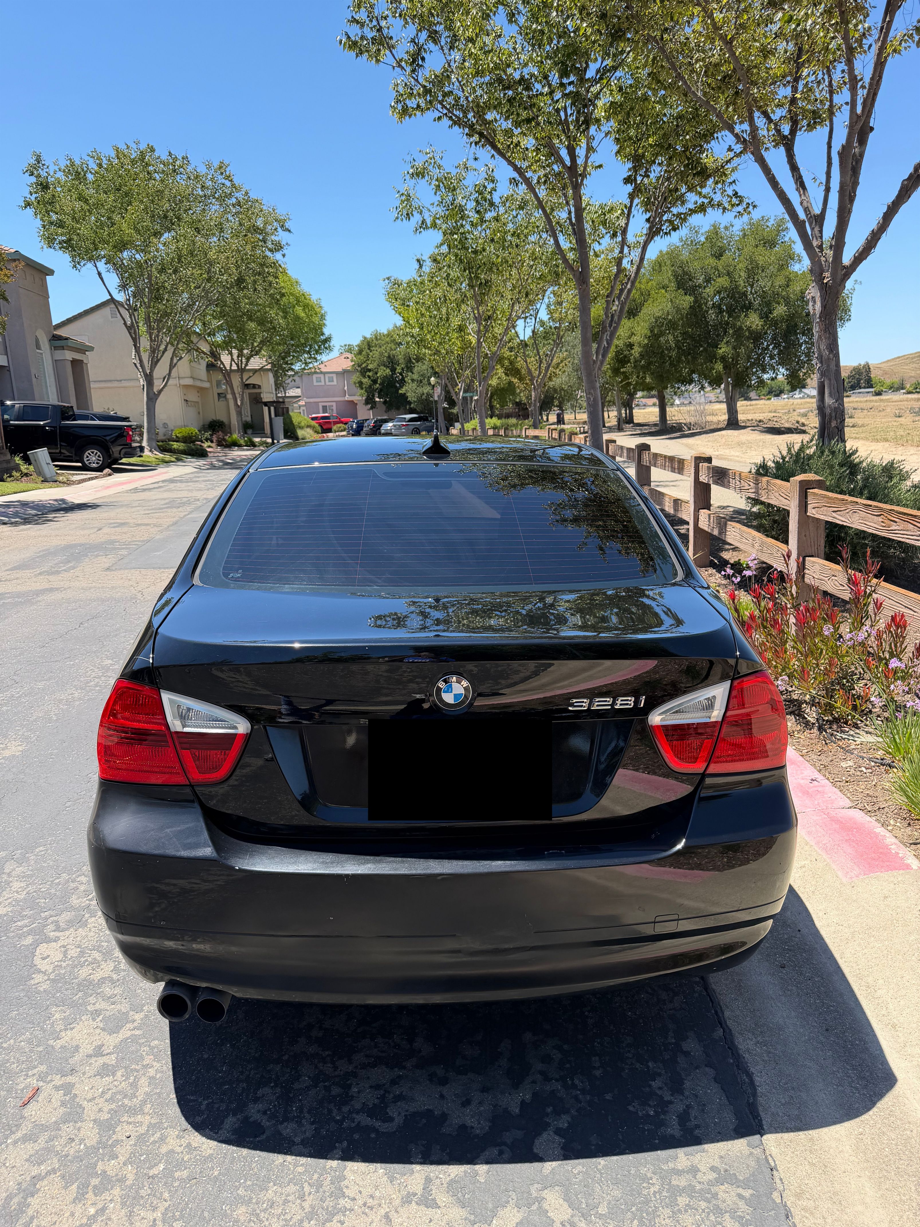 Used 2008 BMW 328i Sedan RWD image 2
