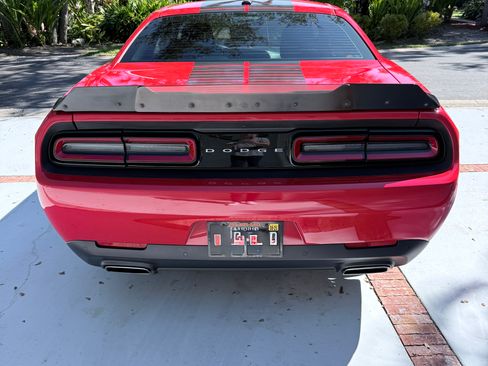 Used 2017 Dodge Challenger SXT w/ Blacktop Package image 5