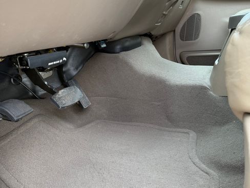 Used 2004 Ford Excursion Limited image 14