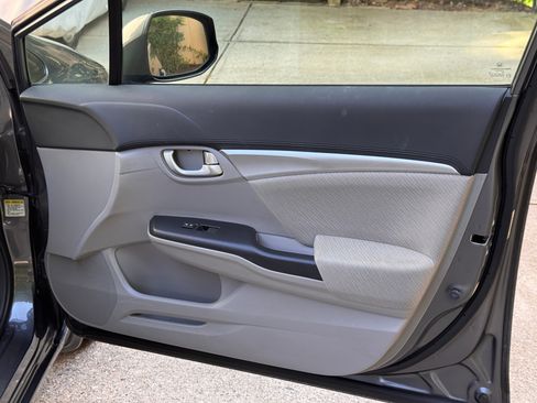 Used 2013 Honda Civic EX image 12