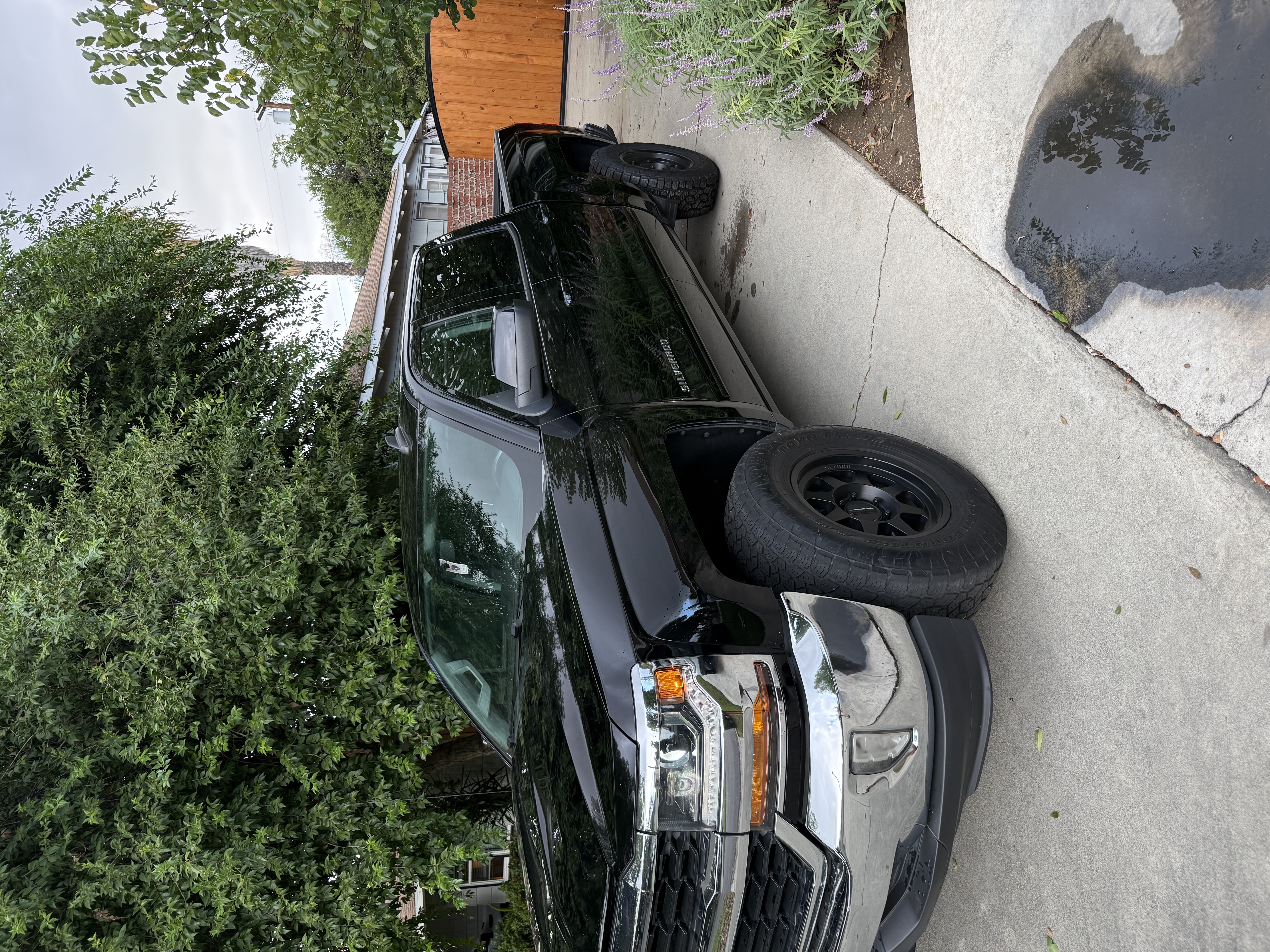 Used 2017 Chevrolet Silverado 1500 LT w/ All Star Edition RWD image 1