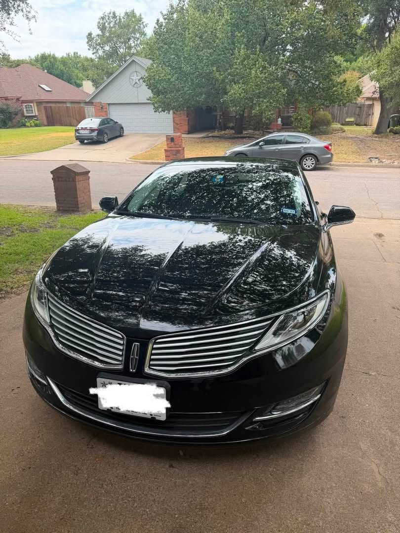 Used 2016 Lincoln MKZ w/ Equipment Group 300A Reserve FWD image 1