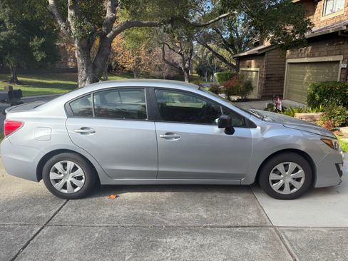 Used 2016 Subaru Impreza 2.0i image 10