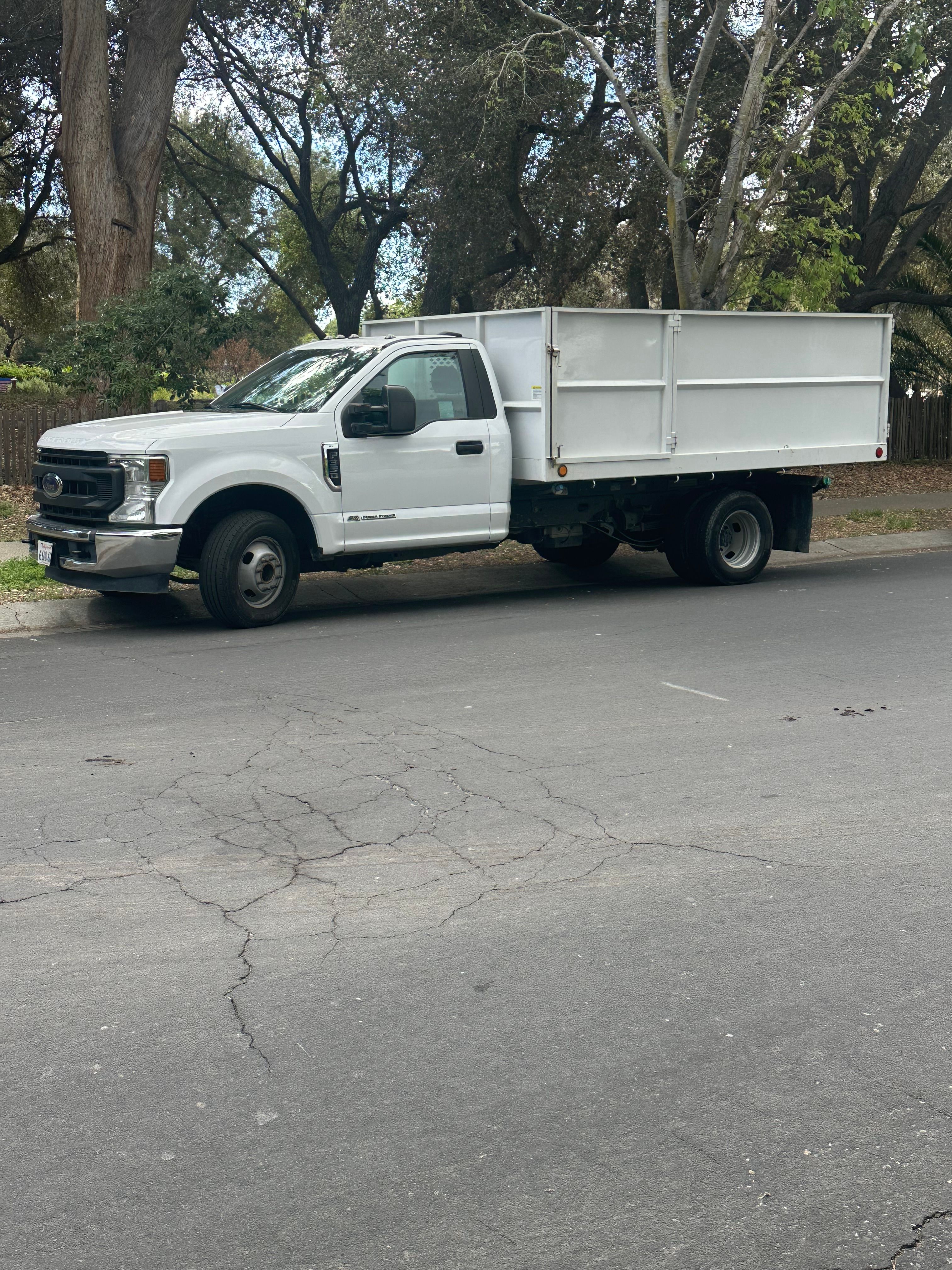 Used 2021 Ford F350 XL w/ Power Equipment Group RWD image 2