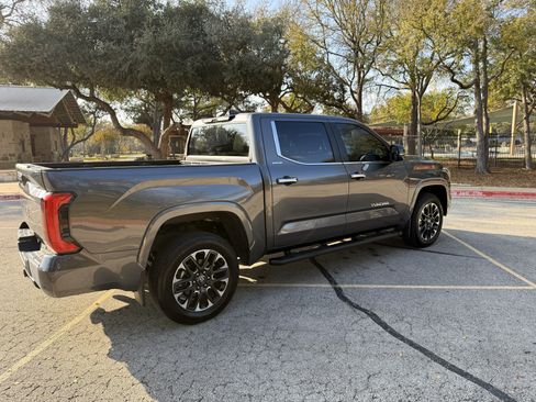 Used 2025 Toyota Tundra Limited image 6