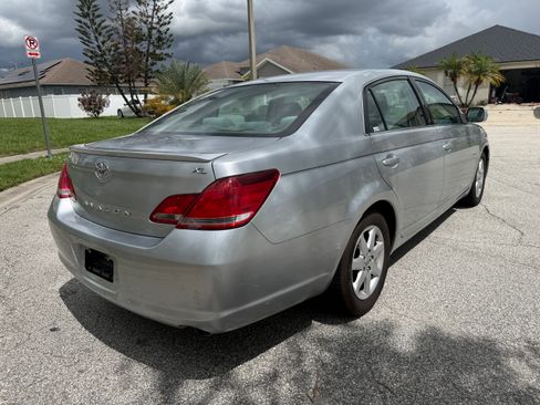 Used 2005 Toyota Avalon XL FWD image 5