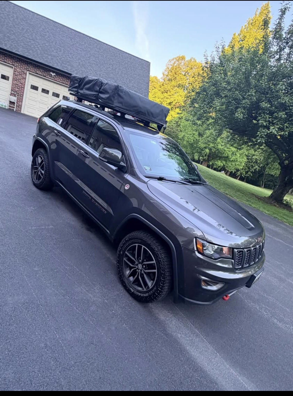 Used 2018 Jeep Grand Cherokee Trailhawk AWD/4WD image 5