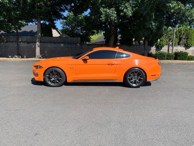 Used 2020 Ford Mustang GT Premium w/ Performance Package - Level 2 RWD image 2