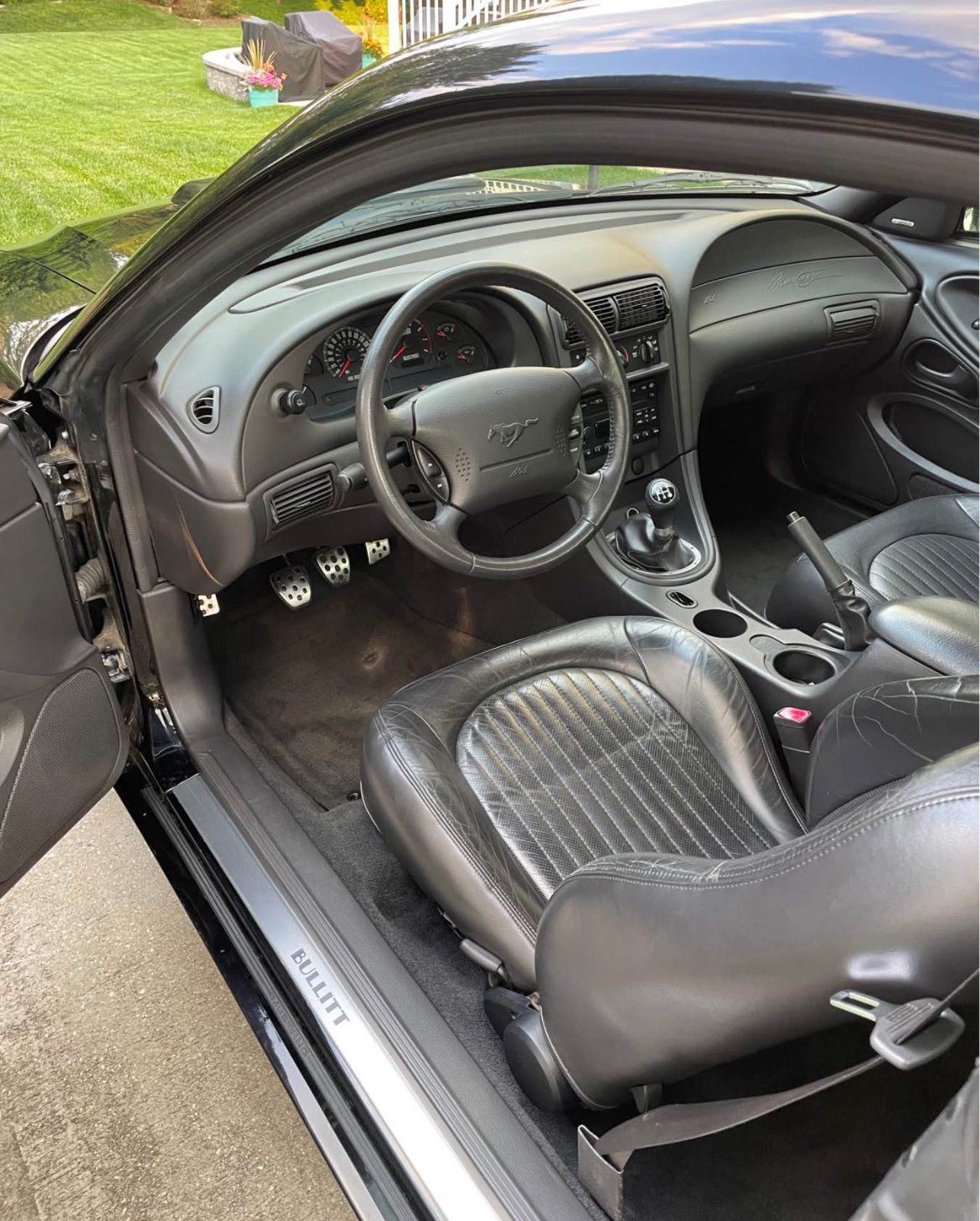 Used 2001 Ford Mustang GT RWD image 6