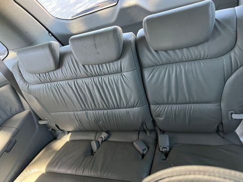Used 2005 Honda Odyssey EX-L image 2