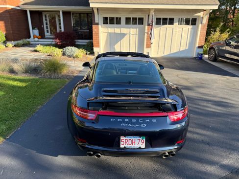 Used 2015 Porsche 911 Targa 4S image 17