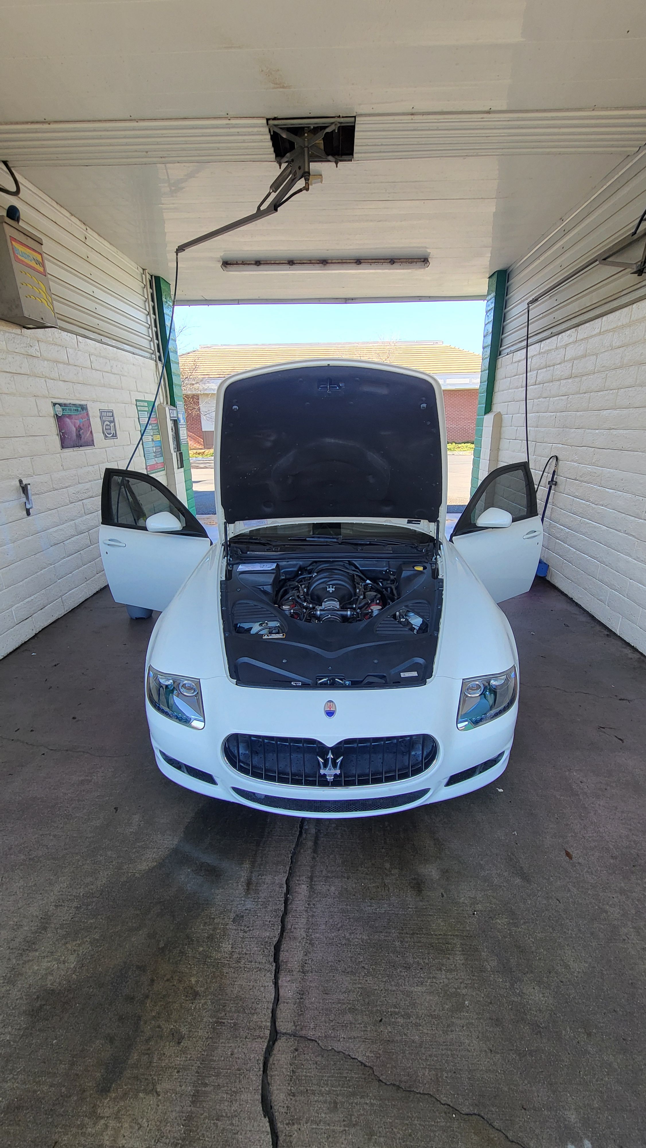 Used 2012 Maserati Quattroporte S RWD image 15