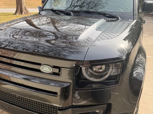 Used 2023 Land Rover Defender 110 Carpathian Edition image 2