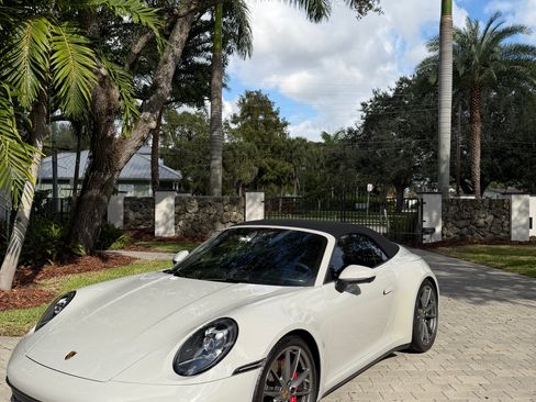 Used 2020 Porsche 911 Carrera 4S image 19