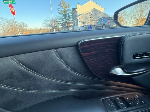 Used 2022 Lexus LS 500 w/ Interior Upgrade Package image 17