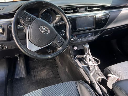 Used 2014 Toyota Corolla S w/ Driver Convenience Package image 12