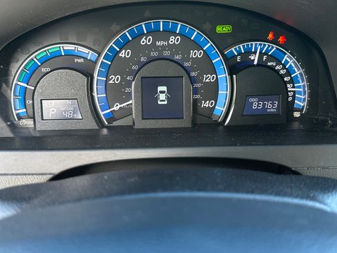 Used 2013 Toyota Camry XLE w/ Leather Pkg image 16