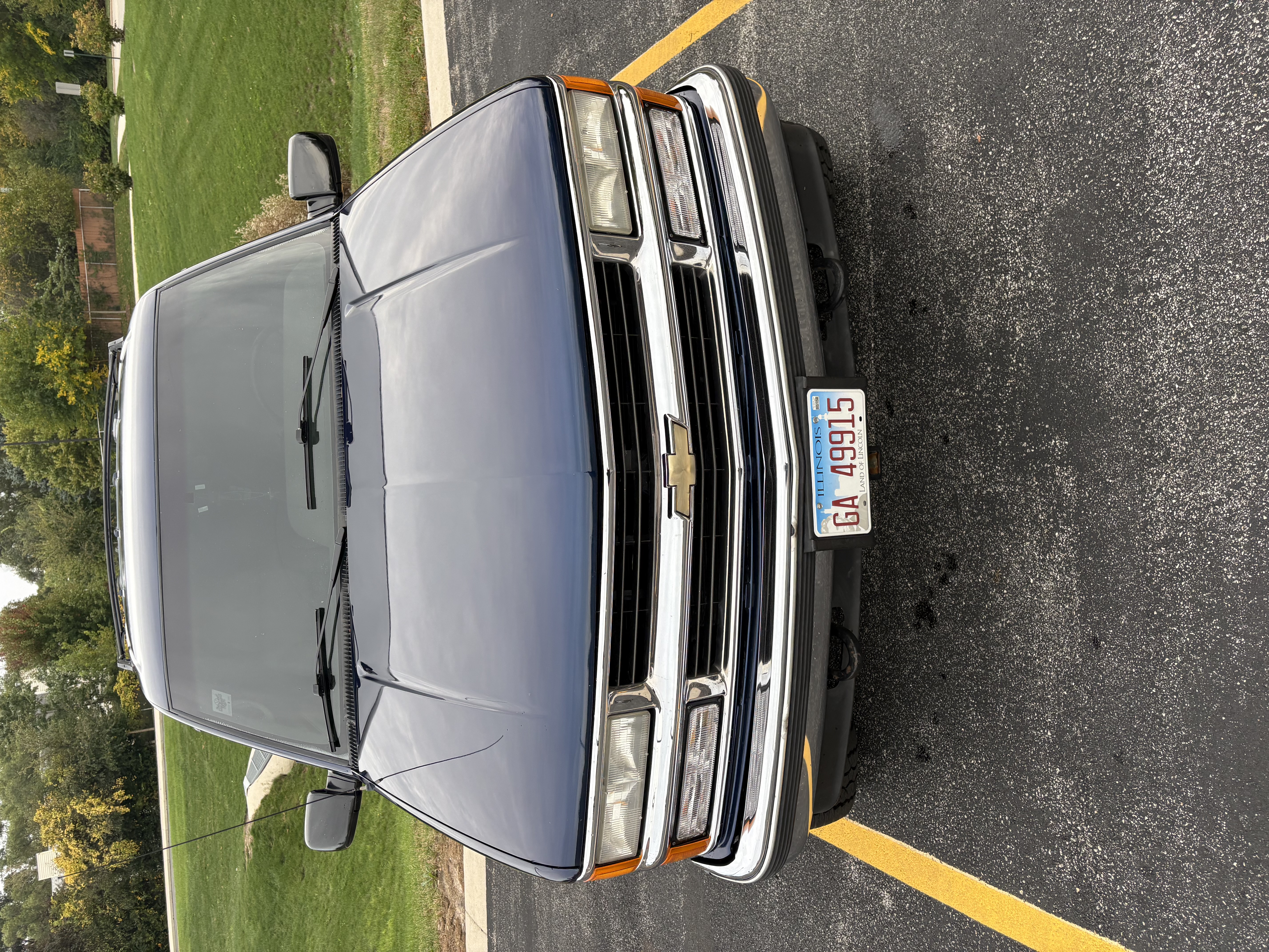 Used 1995 Chevrolet Tahoe 4WD 2-Door image 10