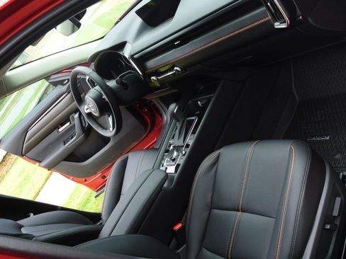 Used 2025 MAZDA CX-50 2.5 Hybrid w/ Weather Package image 12