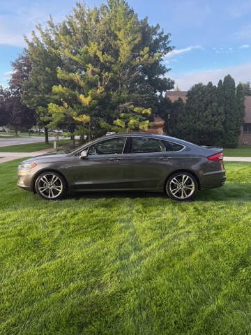 Used 2020 Ford Fusion Titanium AWD/4WD image 13