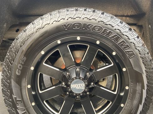 Used 2015 GMC Sierra 1500 SLE w/ SLE Value Package image 14