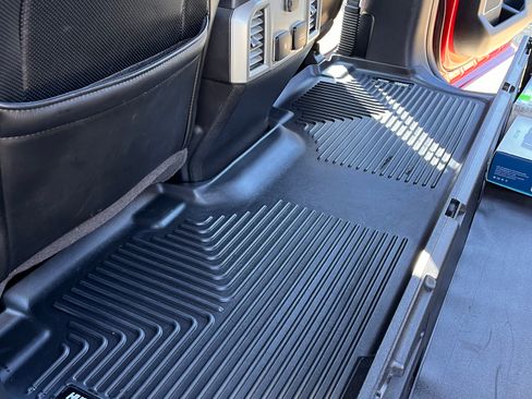 Used 2017 Ford F250 Lariat w/ Lariat Value Package image 27